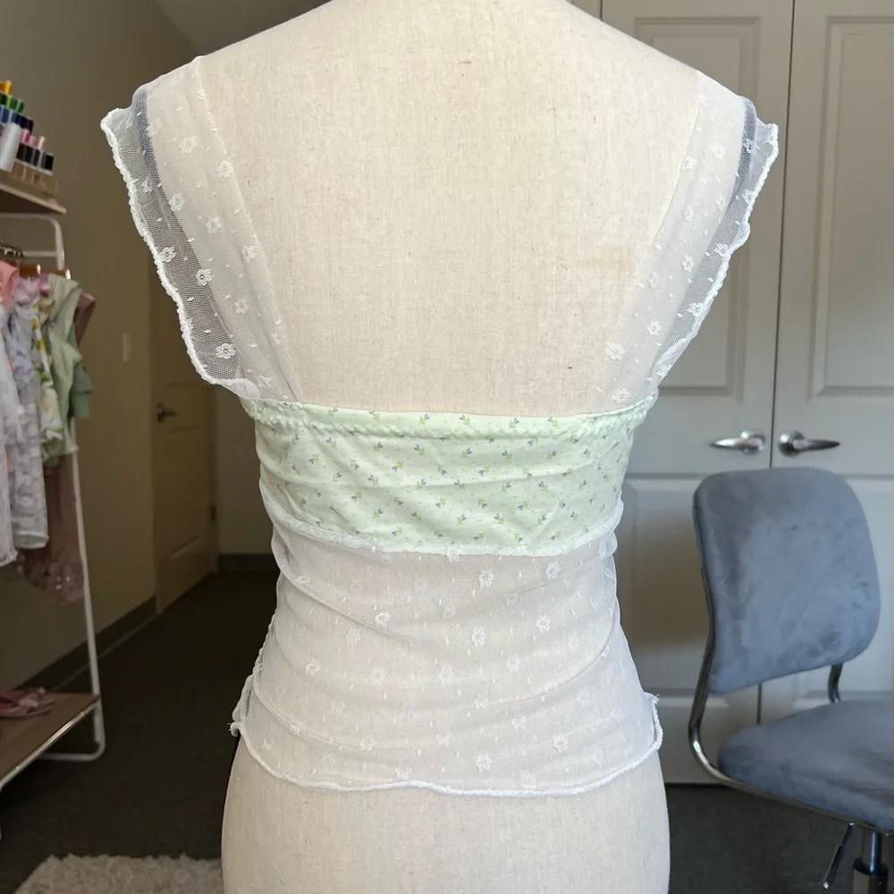 The “Bella Top” - Picture 2 of 2